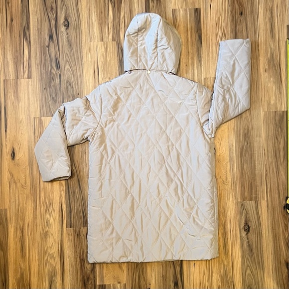 Bellina Tan Puffer Trench Coat with Detachable Fur-trimmed Hood - Size XL - Picture 2 of 11